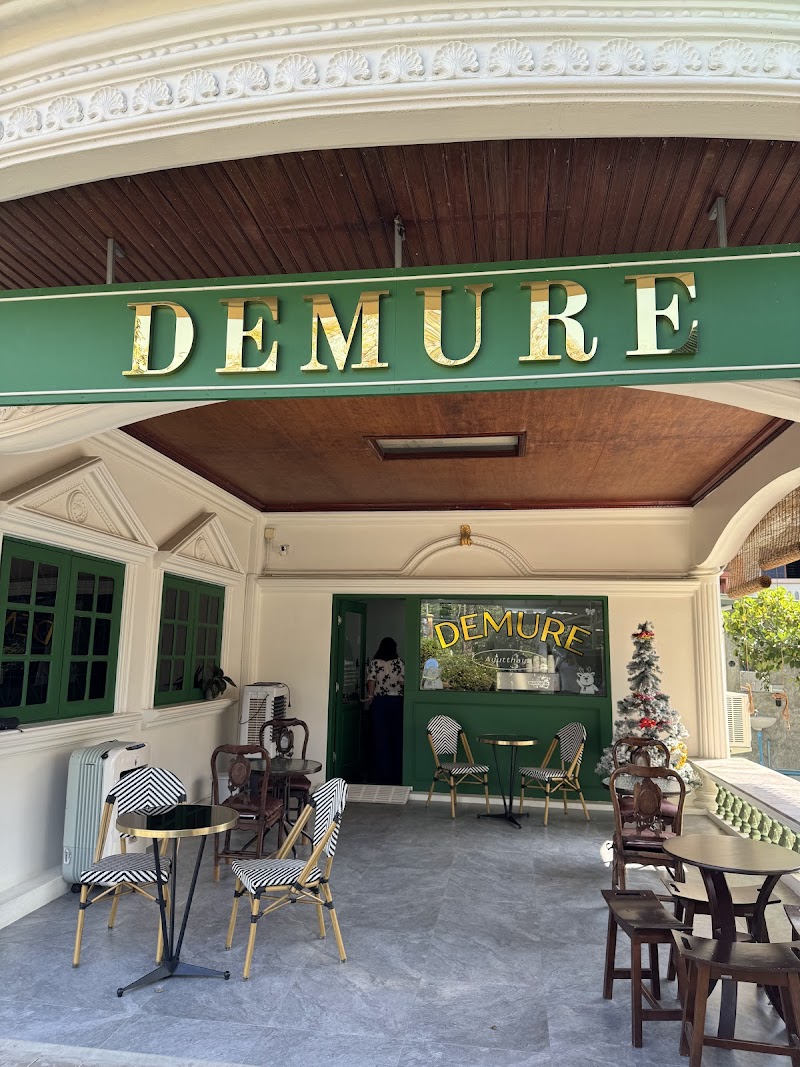 Demure Cafe and Brunch
