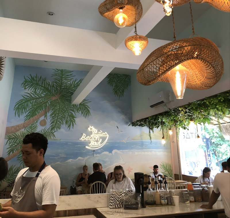 Beach Bowl Kuta Breakfast & Lunch