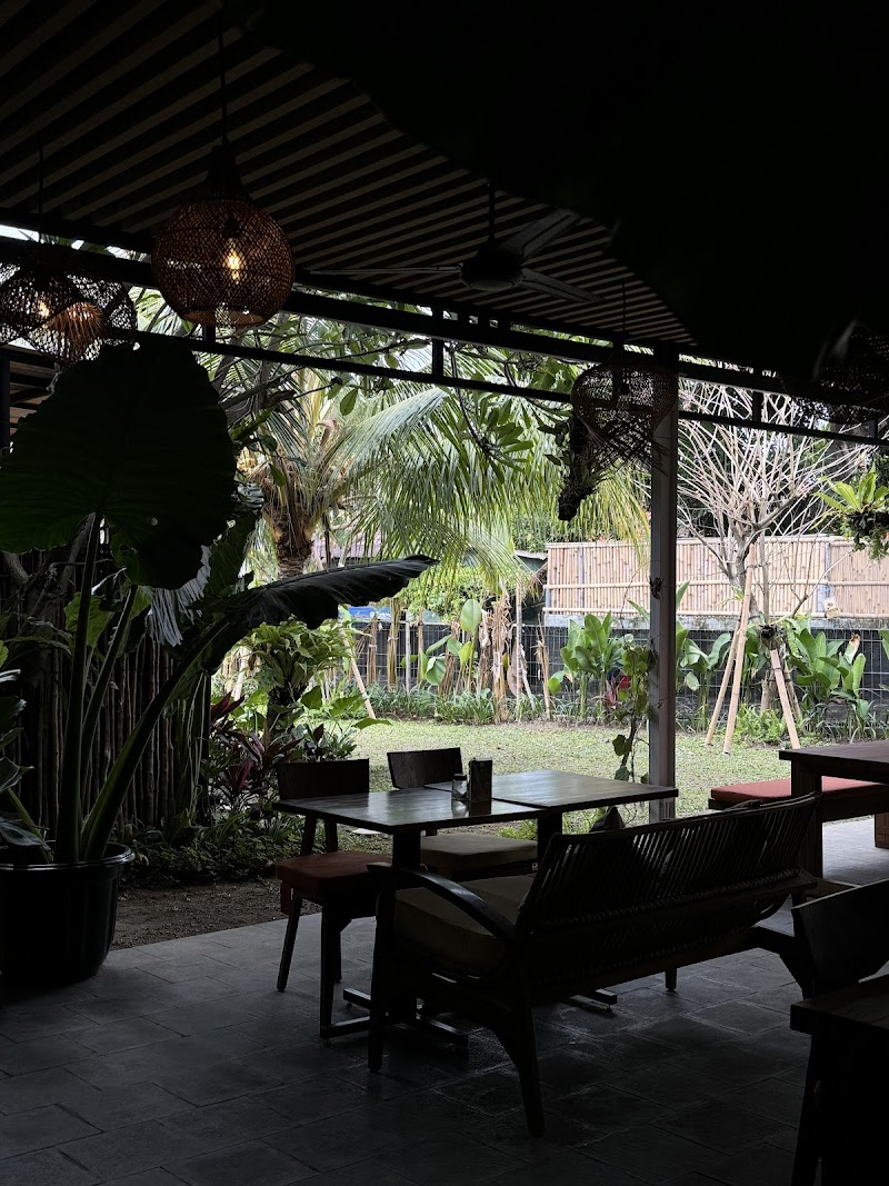 Bloom Cafe and Restaurant Seminyak