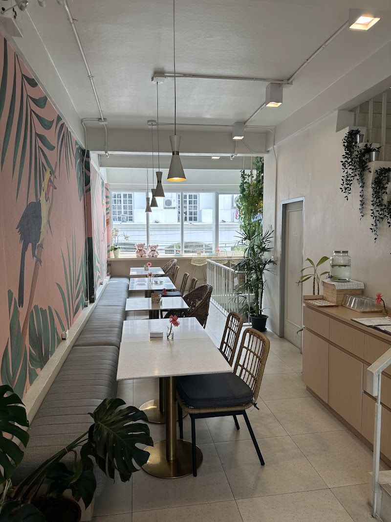 Nature’s Charm Cafe