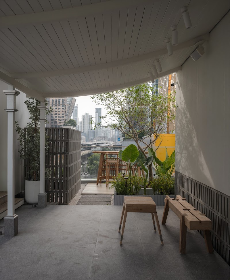 Stolen Sala | Rooftop Café and Restaurant