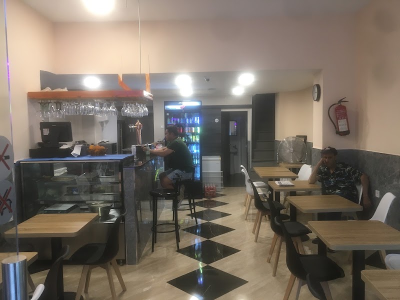 Bar Restaurant Mix Paral·lel