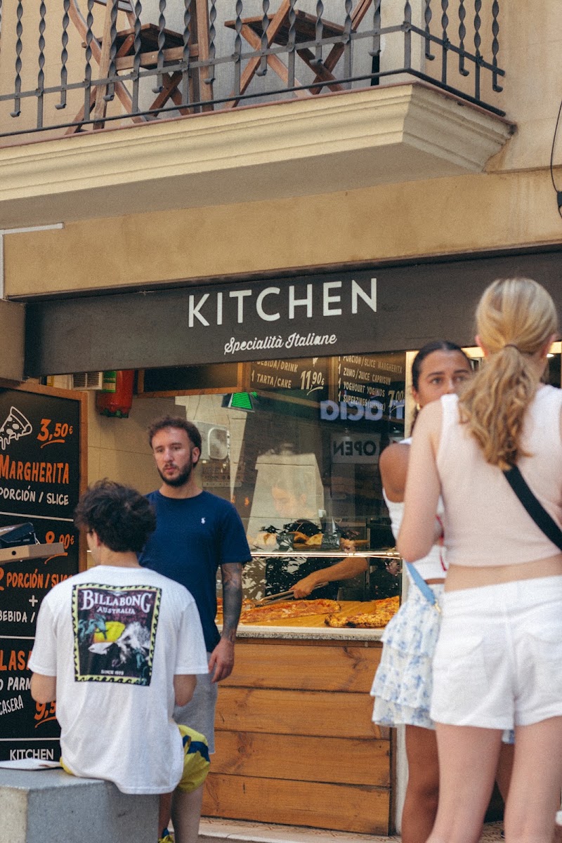 KITCHEN PIZZERIA BARCELONETA