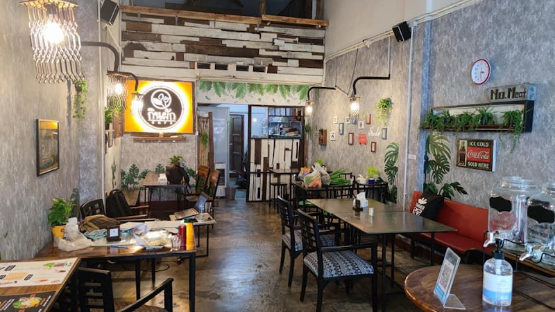 กินผัก คาเฟ่ Kinphak cafe (CM Vegan Food) อาหารเจ Vegan and Vegetarian Food