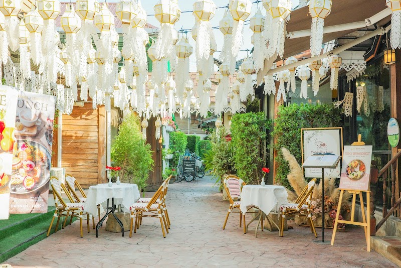 Baan Buri Café & Restaurant