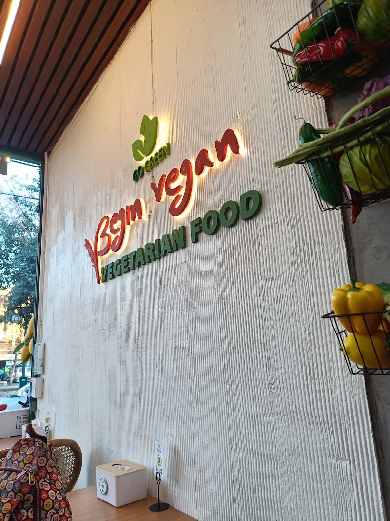 Begin Vegan vegetarian food and breakfast