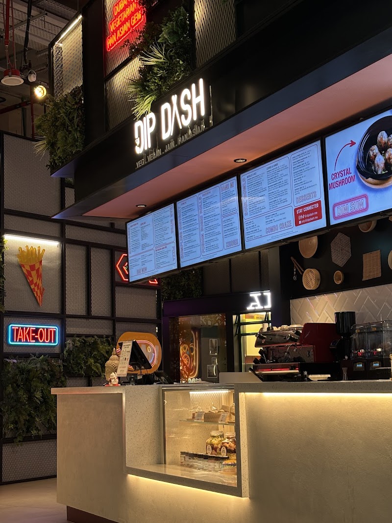 Dip Dash Restaurant & Cafe Downtown