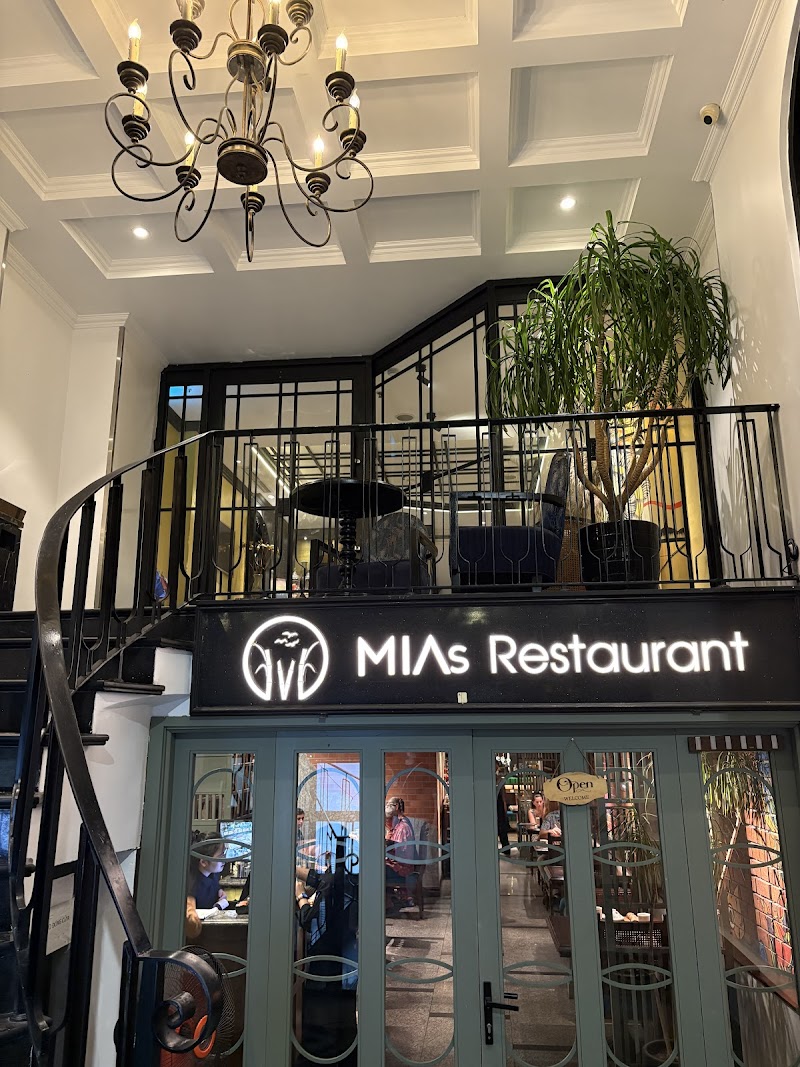 MIAs restaurant