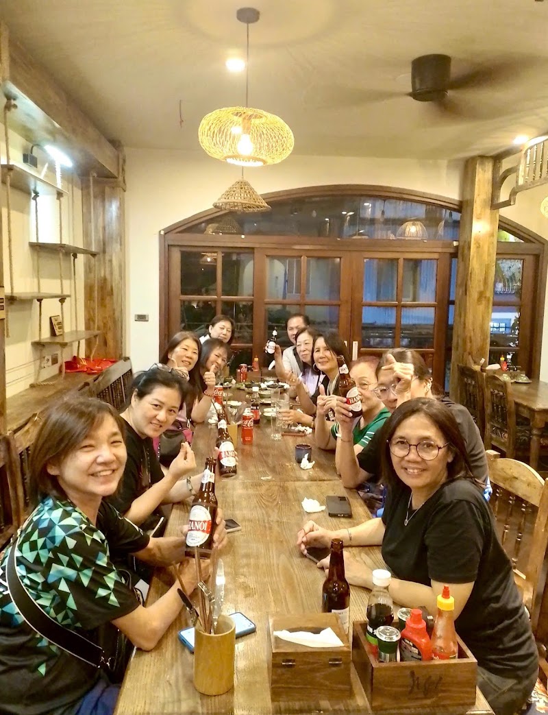 MẸT Vietnamese restaurant & Vegetarian Food Met 8