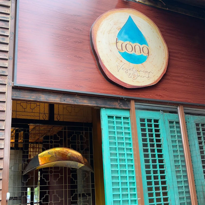 Trong Vegetarian & Drink