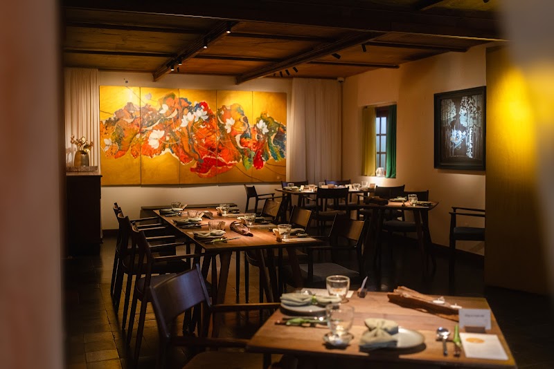 Hum Signature - Plant-based fine dining