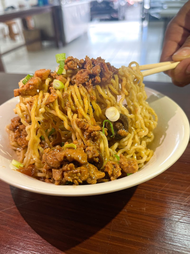 Kedai Bian Kelapa Gading