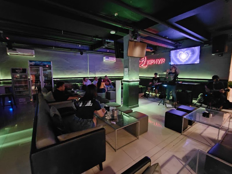 Zephyr Resto and Lounge