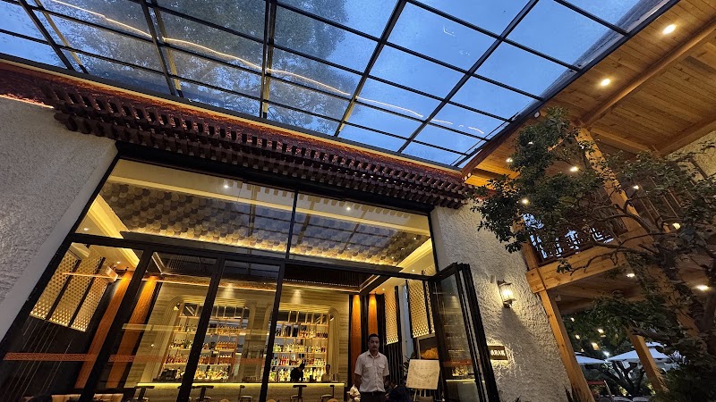 BANMANCHE The Himalayan Courtyard