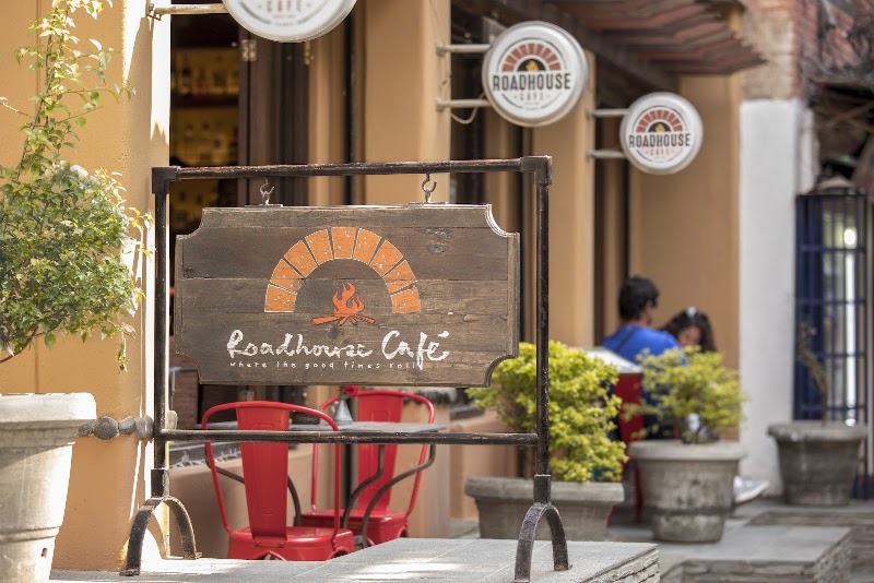 Roadhouse Cafe
