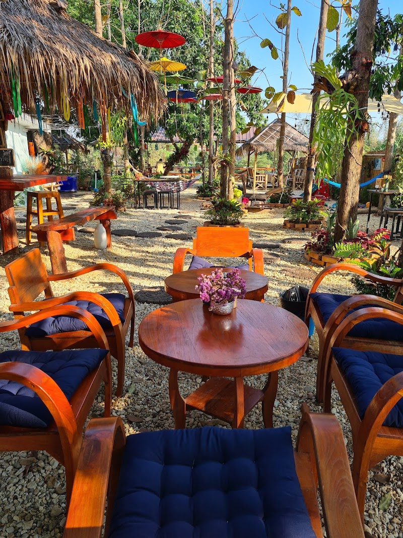 Lampang Hideaway Guesthouse&Cafe ลำปาง ไฮ ดา เวย์ เกสต์เฮ้าส์&คาเฟ่