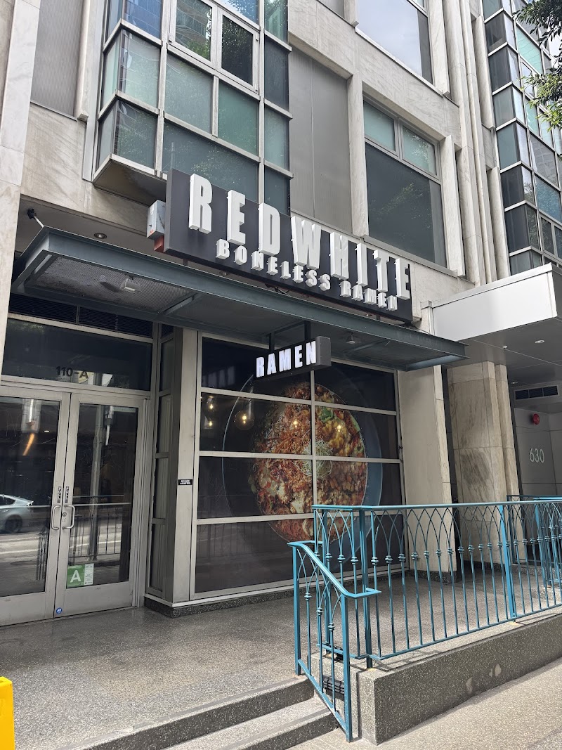 REDWHITE BONELESS RAMEN