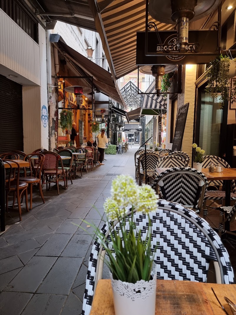 Cafe Segovia