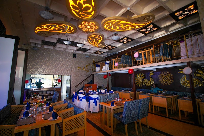 The Mayura, Karen