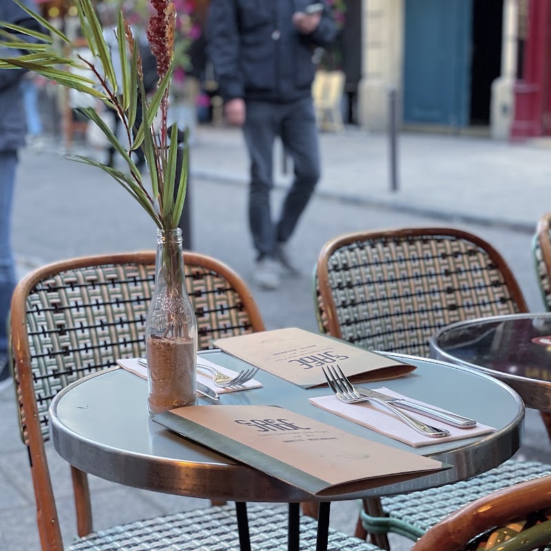 Café Jade
