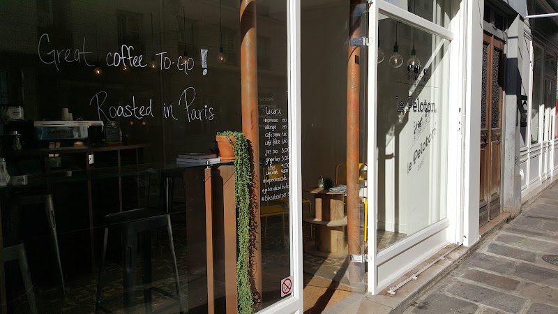 Le Peloton Café