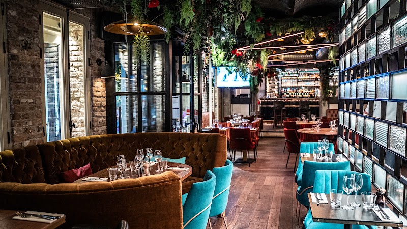 Pub St Germain