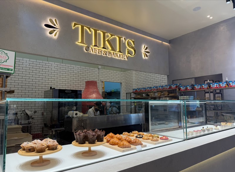 Tiki's Café & Bakery