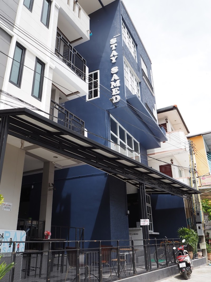 STAY SAMED HOSTEL AND CAFE