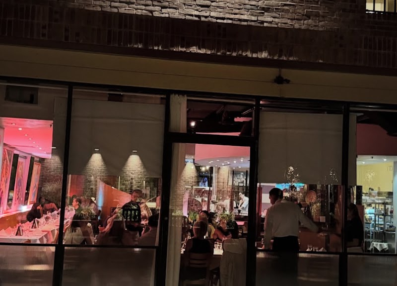 Peacock Café