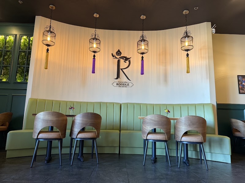 Roodle Thai Bistro
