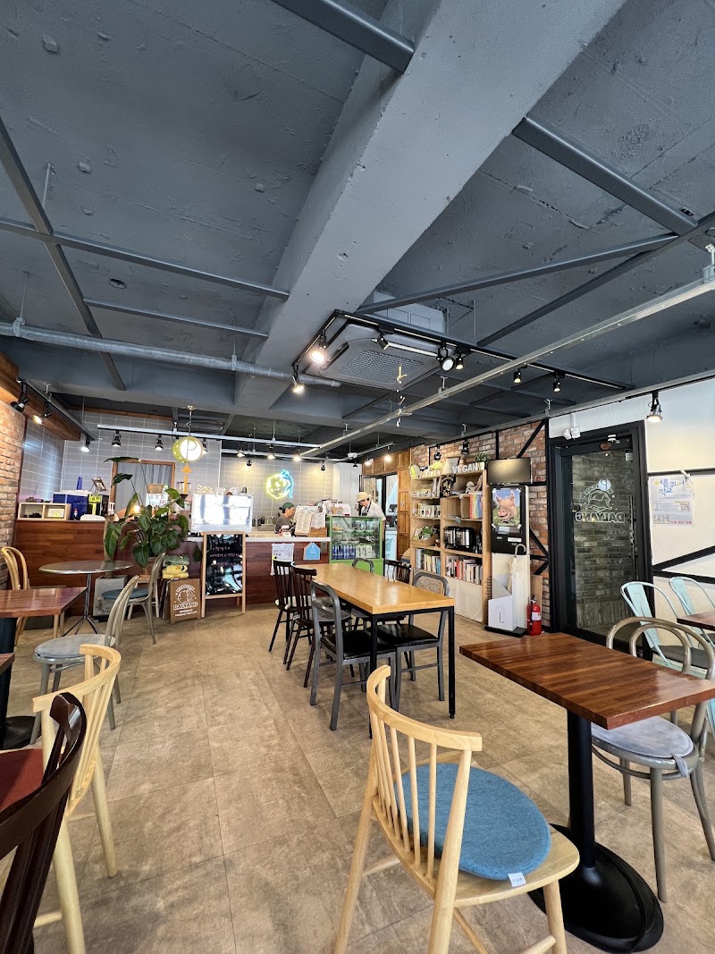 비건카페 달냥 (Vegan Cafe Dalyang)