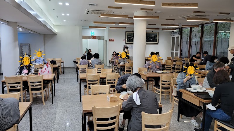 Seoraewon (Lotus Flower Noodle House)