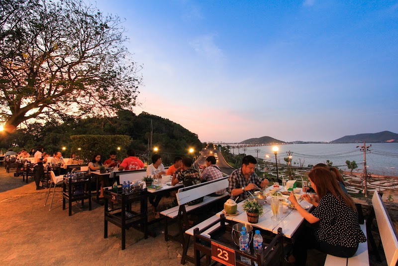 Nam Kieng Din Restaurant