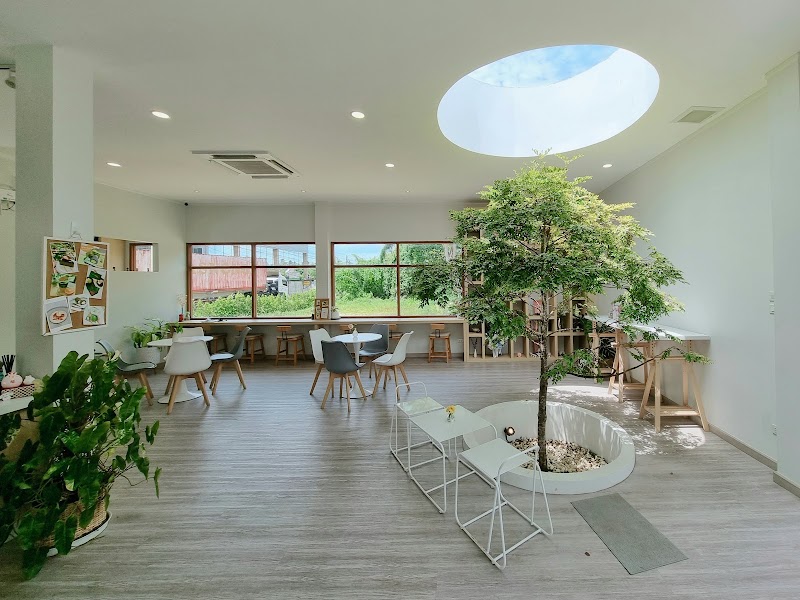 whY Tea Cafe Suratthani