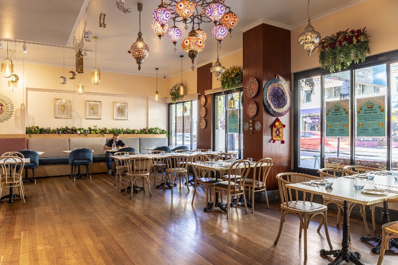 Missony bar & Restaurant Newtown