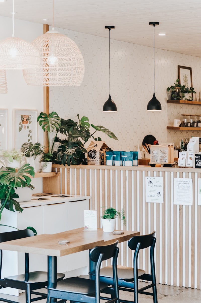 Grounds & Greens Cafe