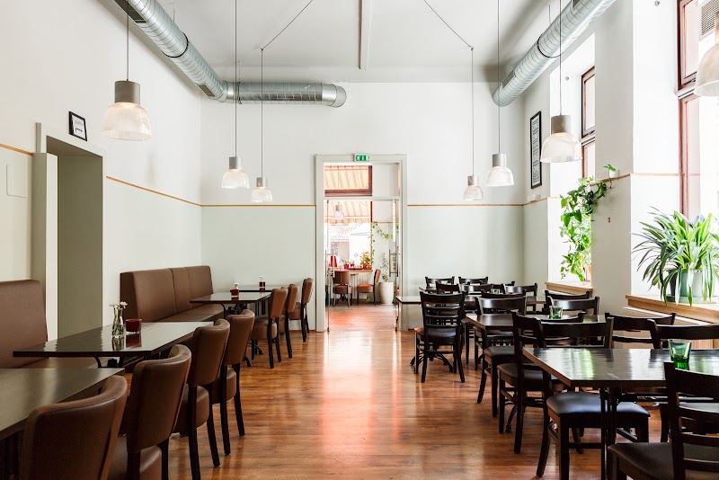 Gundis Café & Restaurant