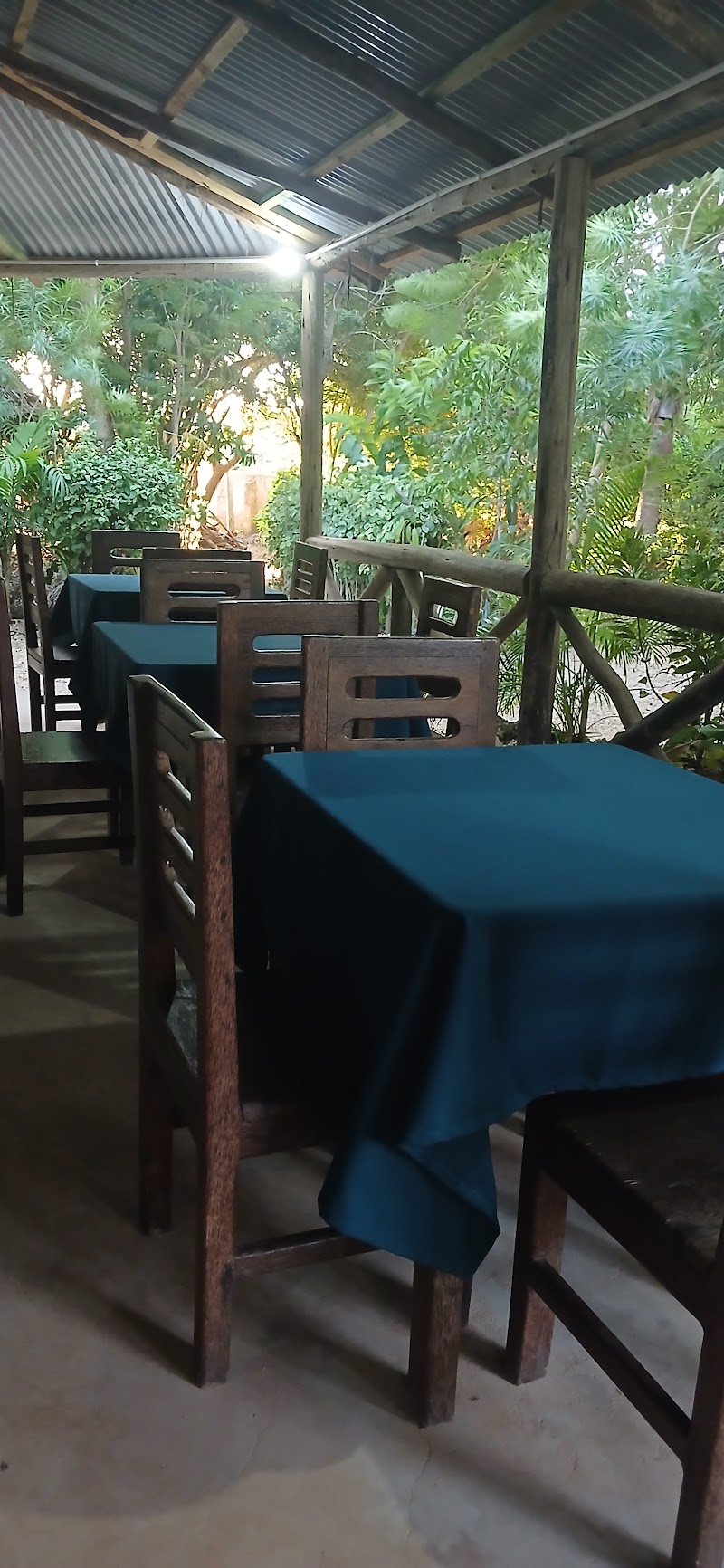 Kipepeo hideaway restaurant